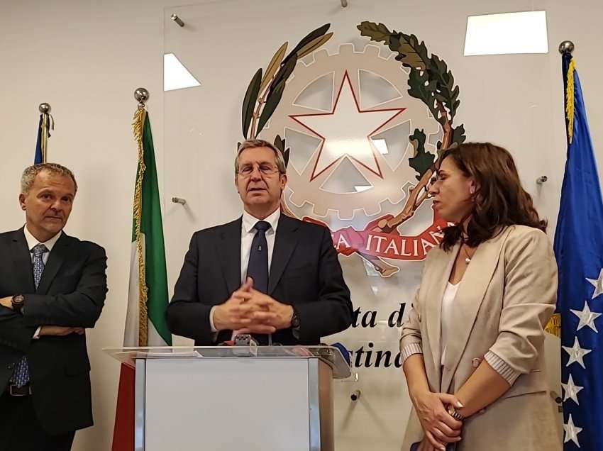 Vedova: Italia e ka mbështetur dhe e mbështet fort, liberalizimin e vizave për Kosovën