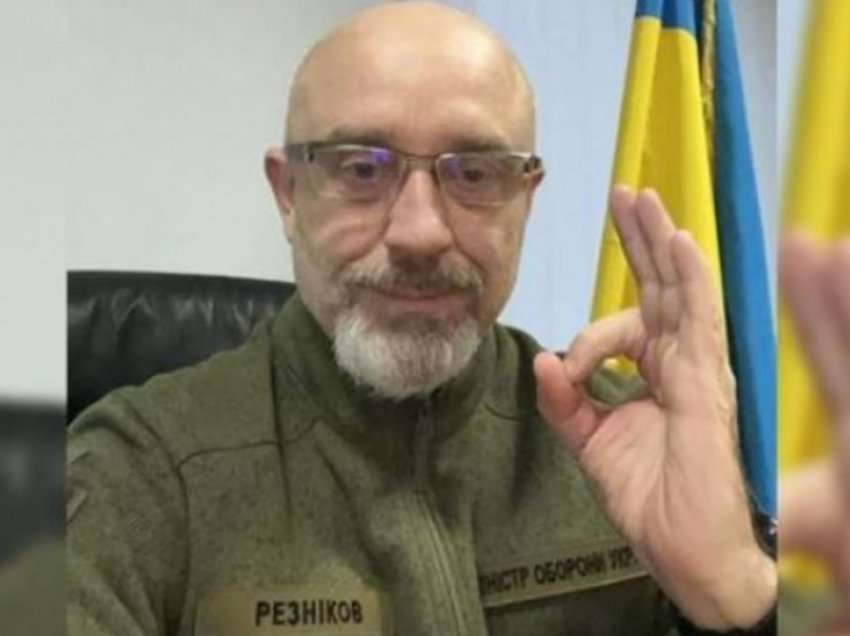 Ministri i Mbrojtjes i Ukrainës: Rusia po nis fushatën dezinformuese ku do të shpallë dorëzimin e qeverisë