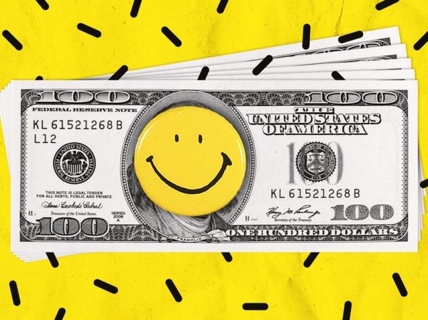 Një studim tregon se çfarë mund t'ju bëjë më të lumtur se paratë