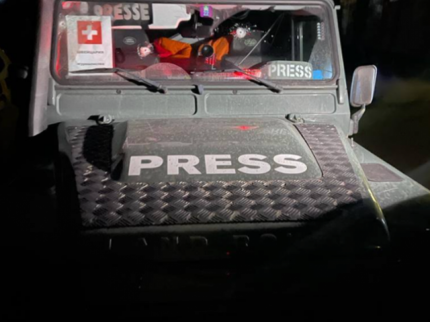 Gazetari zviceran qëllohet nga forcat ruse