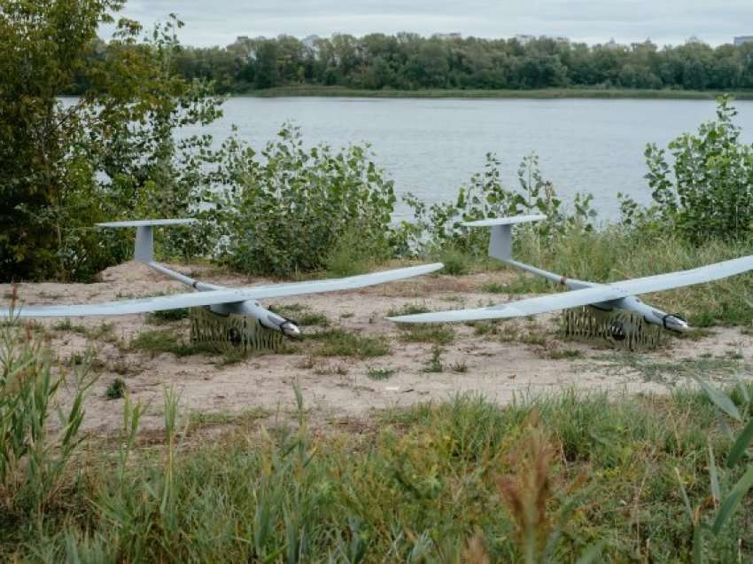 Ukrainasit prodhojnë dronë ushtarakë të vegjël sa që radarët nuk i shohin atë