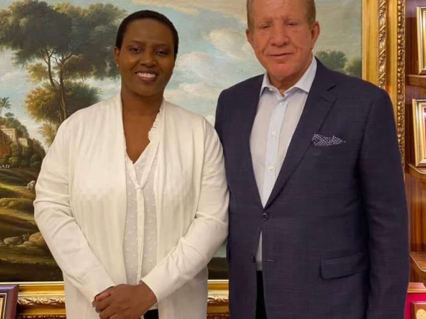 Gruaja e presidentit të vrarë të Haitit po qëndron në Kosovë me ftesë të Pacollit