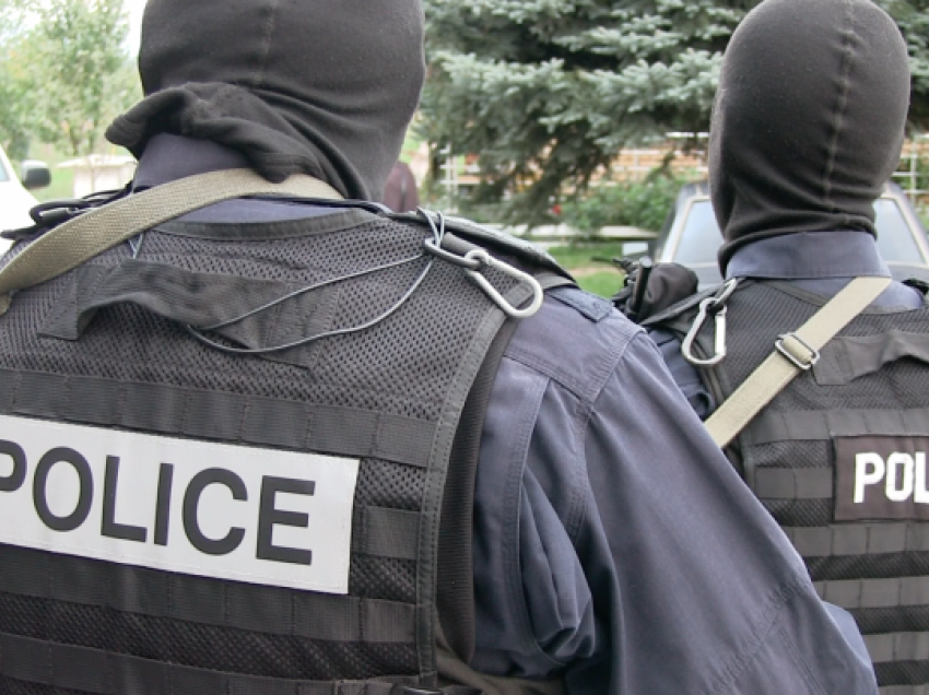 Arrestimi i një “grupi të strukturuar kriminal e institucional” nga Policia, eksperti i sigurisë paralajmëron ‘rrufenë’ e radhës!