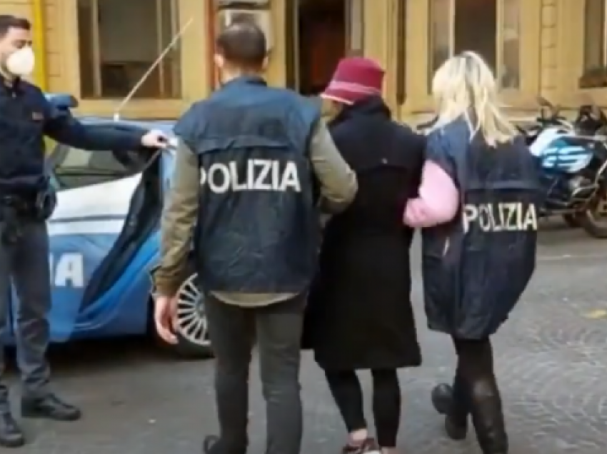Dalin pamjet: Kështu u arrestua Elsa Lila nga policia italiane