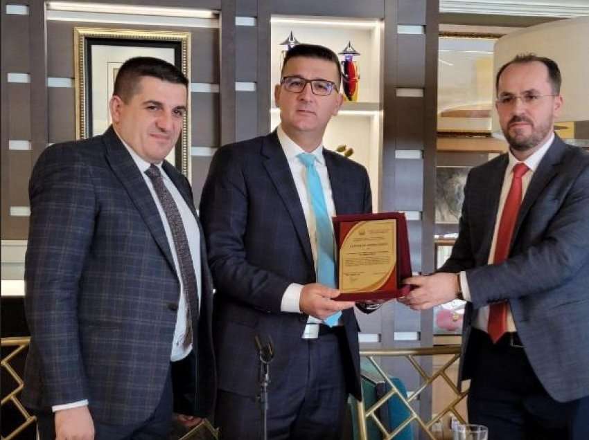 Ministri shqiptar për diasporën, Xhemail Çupi - letër “Mirënjohje” për Shoqatën “Dibra” në New York