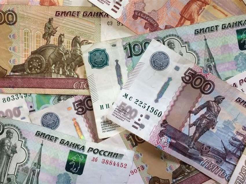 Evropa i përgjigjet negativisht idesë për të paguar gazin me rubla 