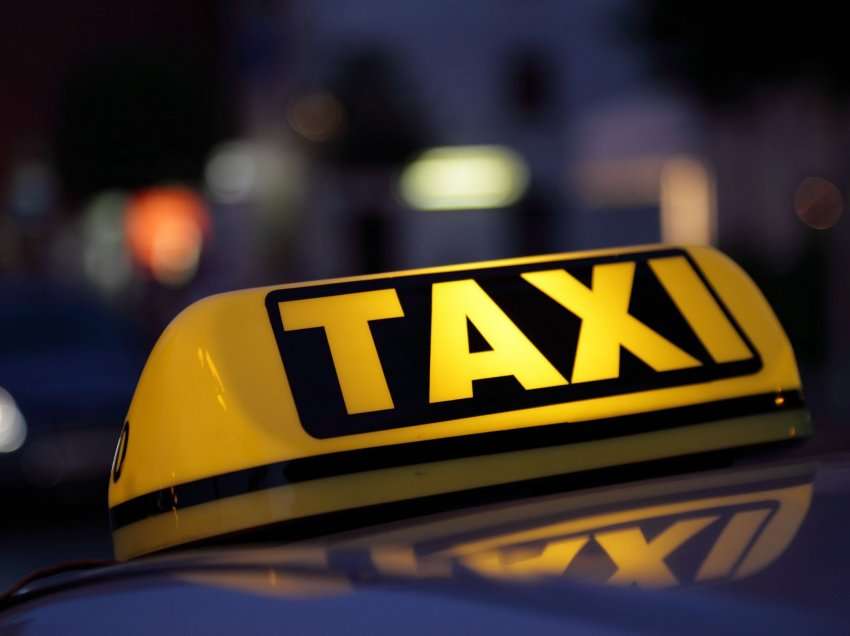 Nën kërcënimin e armës, taksistit i vidhen para e celulari