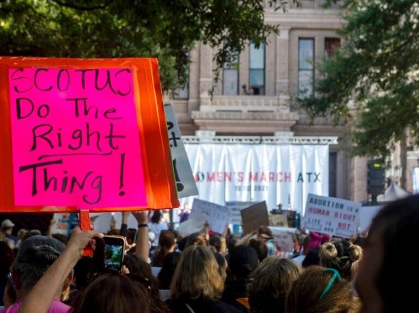 Rriten tensionet mes mbështetësve dhe kundërshtarëve të abortit në SHBA