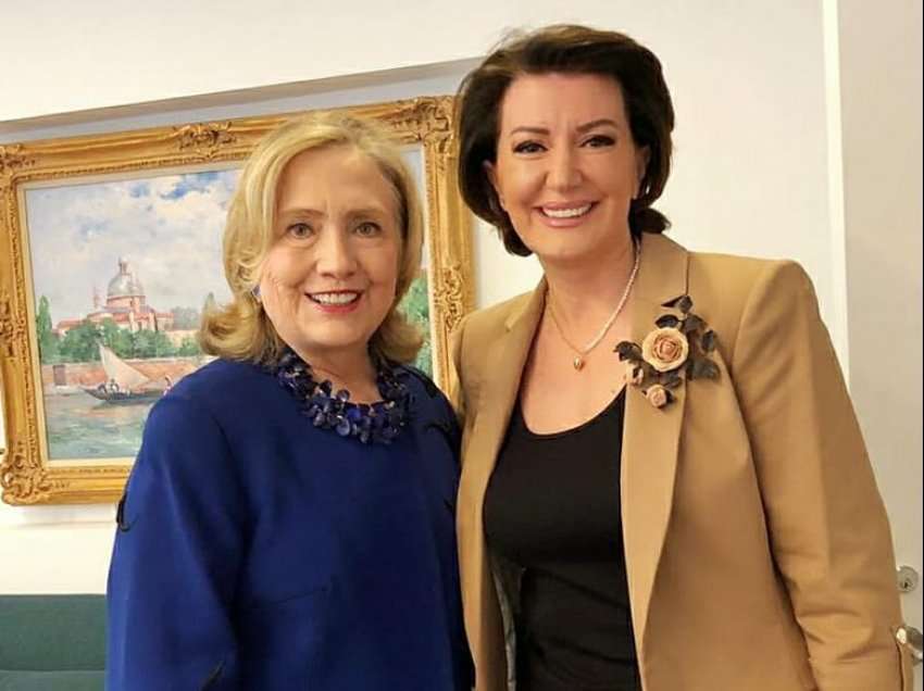 Ish-presidentja Jahjaga në New York takon Hillary Clintonin