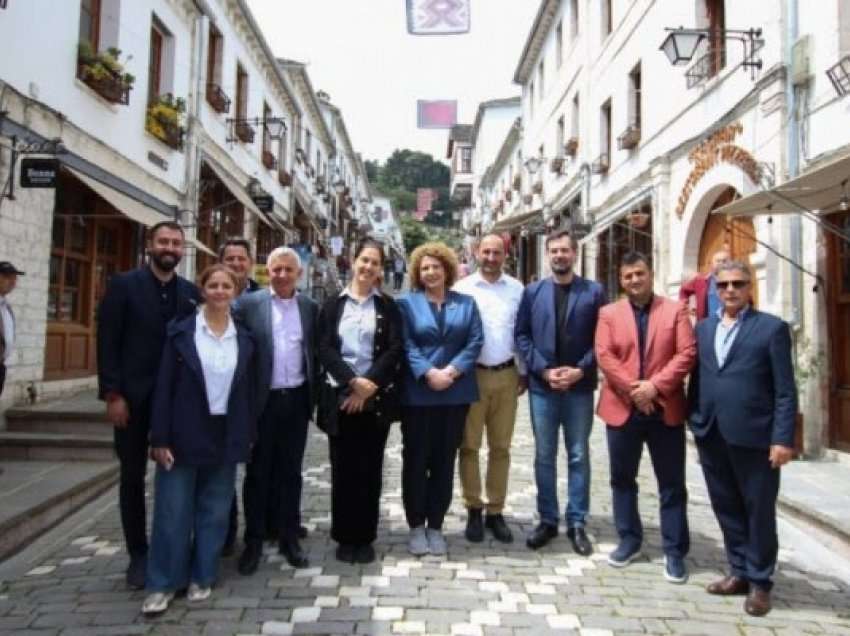 ​Kosova dhe Shqipëria me platformë digjitale e përbashkët për turizmin