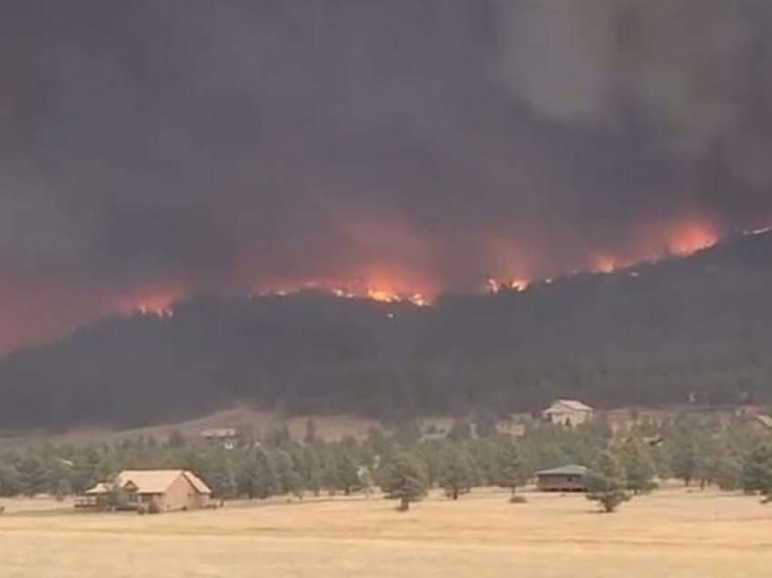 Zjarret e mëdha kërcënojnë resortet dhe shumë shtëpi në New Mexico