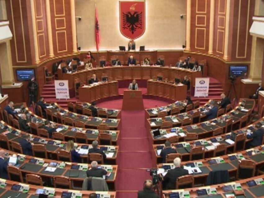 VOA: Shqipëri, skadon afati për kandidaturat, asnjë emër për president