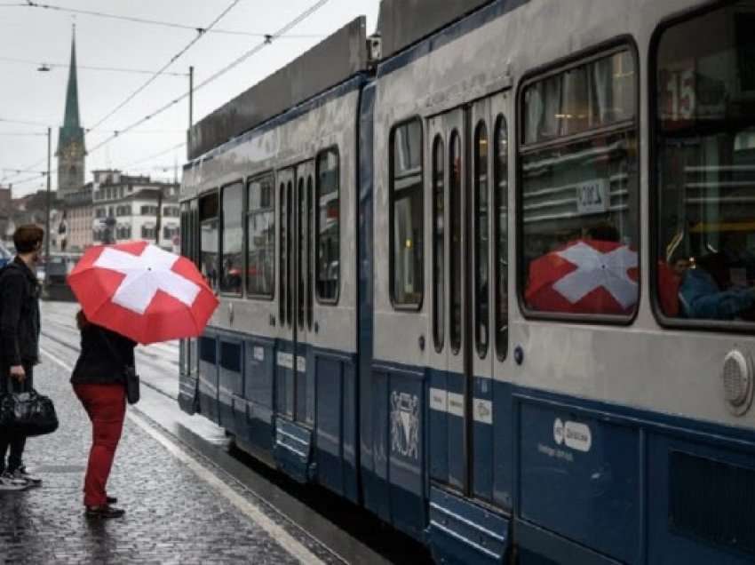 ​Zviceranët votuan në referendum për dhurimin automatik të organeve