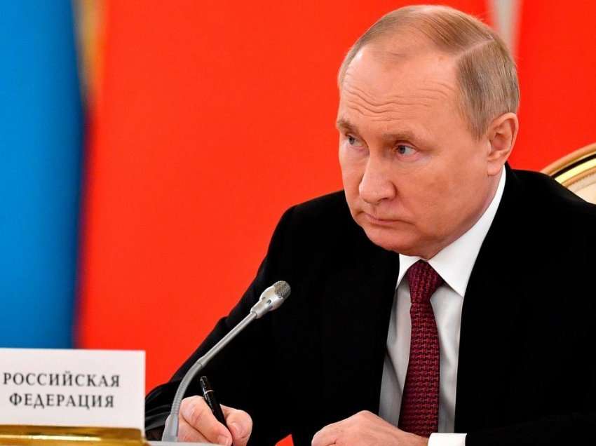 Nuk është koha për të zbutur qëndrimin ndaj regjimit të Vladimir Putinit