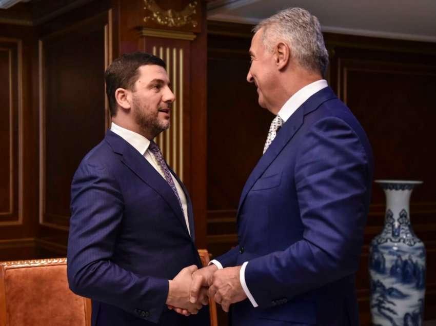 Memli Krasniqi takohet me Gjukanoviqin, e falënderon për mbështetje të shtetësisë së Kosovës, që nga njohja e pavarësisë