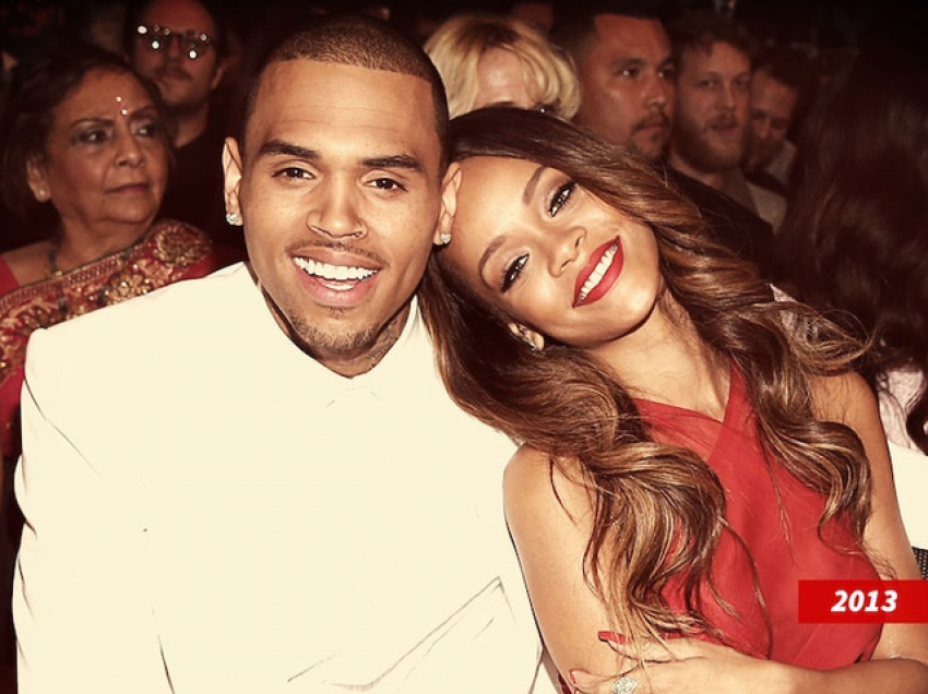 Chris Brown e uroi kështu Rihanna-n pasi mësoi se ajo u bë nënë