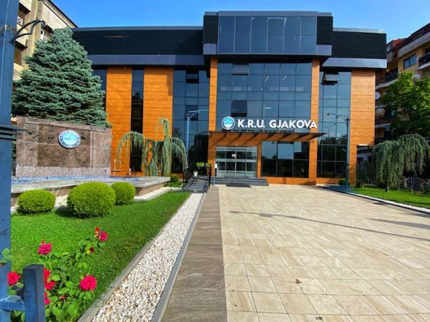KRU “Gjakova” kërkon nga qytetarët të kryejnë pagesat e ujit