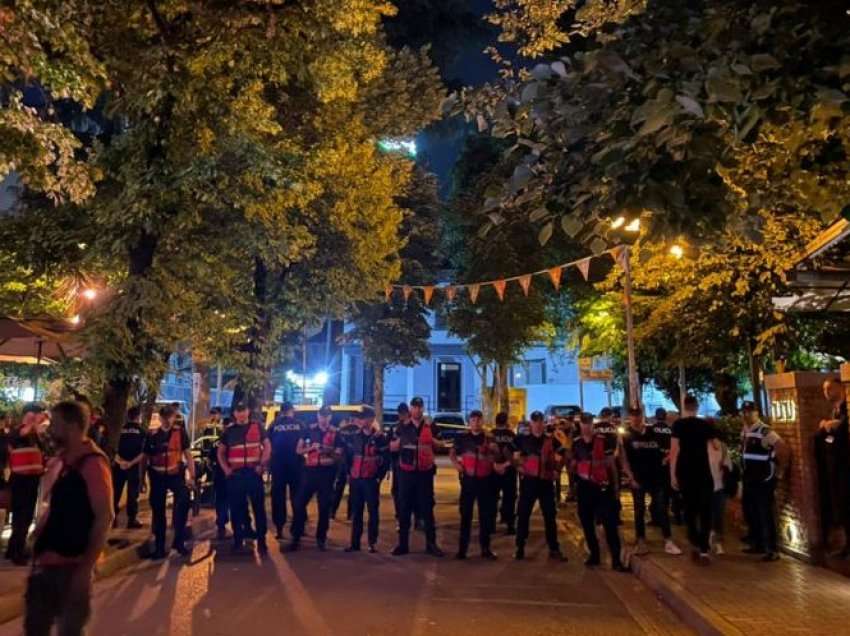 Policia përzë nga Tirana 80 tifozë pas natës së çmendur me veprime të dhunshme