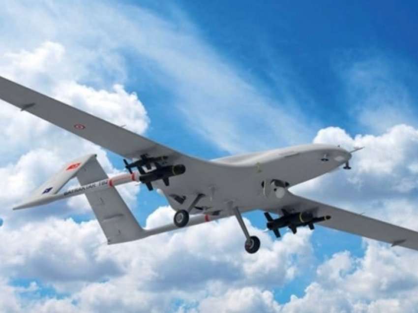 Lituanezët mbledhin fonde për të blerë dronë luftarakë për Ukrainën
