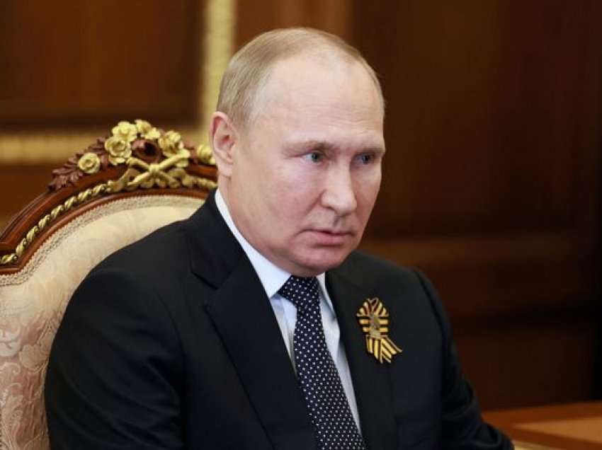 Ish-agjenti i inteligjencës britanike: Putin i ka ditët e numëruara