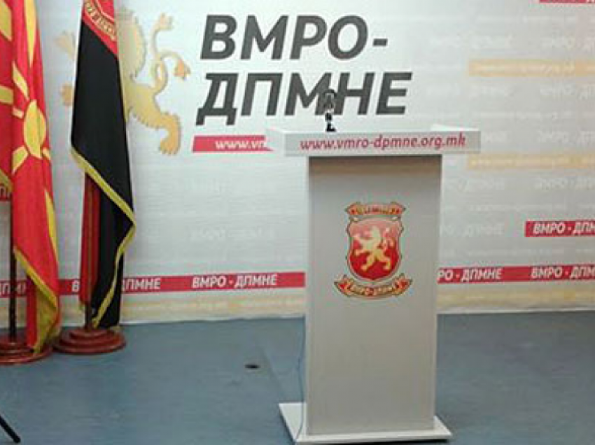 OBRM-PDUKM: Drejtori i protokollit në MPJ që ngatërroi flamujt, është avancuar si ambasador në Moskë