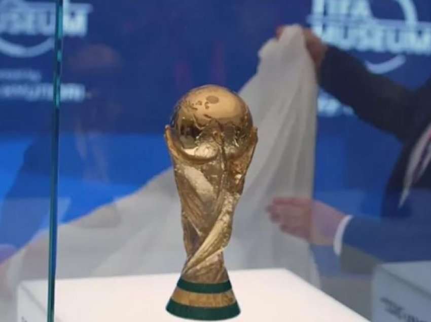 FIFA zbulon trofeun e fituesit të Kupës së Botës për këtë vit në Doha