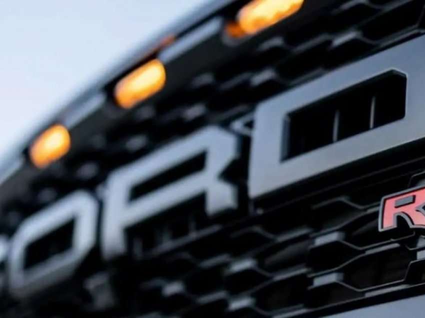 Ford tërheq më shumë se 450,000 kamionçina F-150 për shkak të dështimit të fshirësit të xhamit