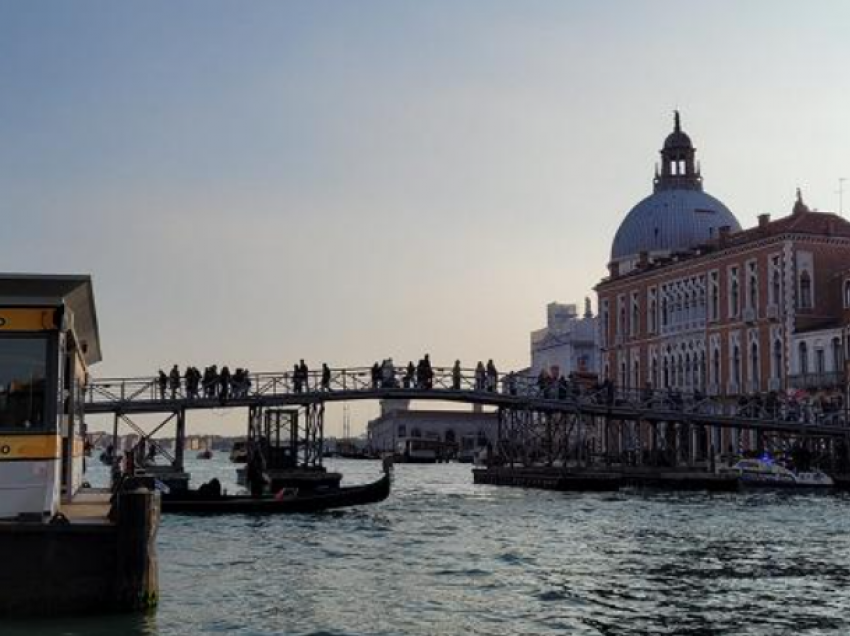 Batica mbi 2 metra, sistemi Mose shpëton Venecian: Kurrë ky nivel uji!