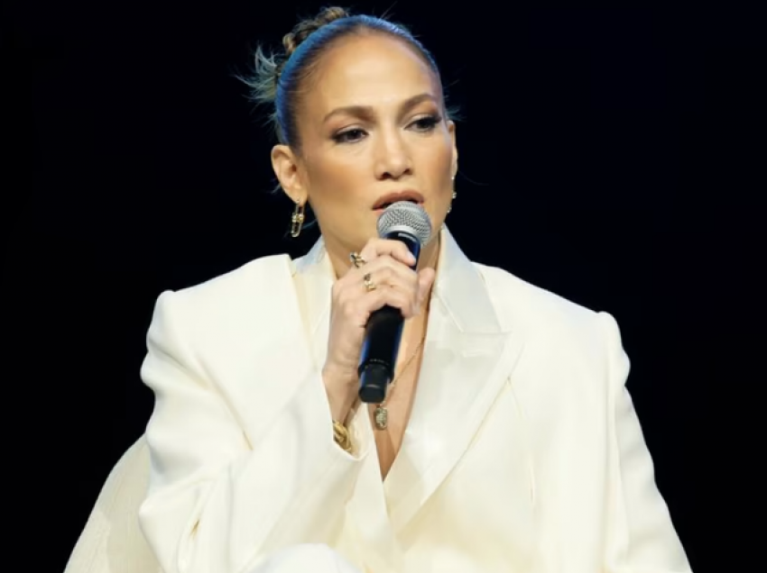 Çfarë fshihet pas 'misterit' në rrjetet sociale të Jennifer Lopez?