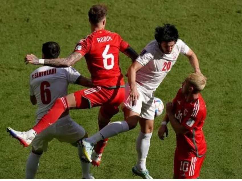 Irani bën çmendurinë, Gareth Bale kokulur