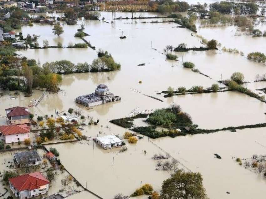 Situata pas përmbytjeve në Shkodër, 570ha tokë nën ujë dhe 5 familje të evakuuara