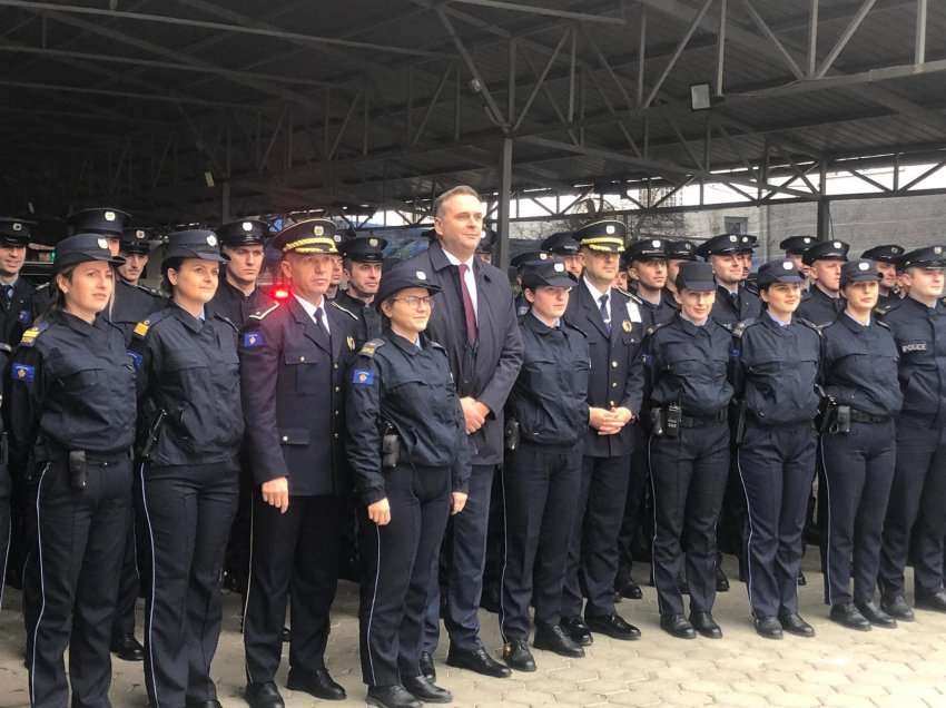 Në festën e 28 Nëntorit, Bajqinovci ka një njoftim të rëndësishëm për policët