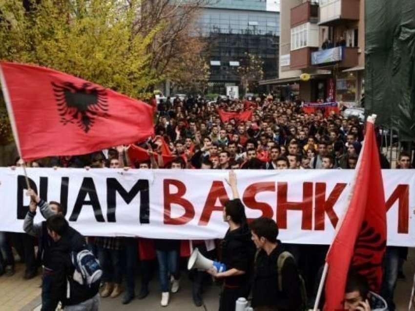 Ka ardhur koha që të bashkohet Kosova me Shqipërinë