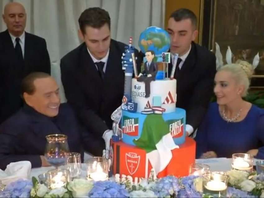 Silvio Berluskoni feston ditëlindjen dhe rikthimin në senat, por vëmendjen e rrëmben torta me 4 kate