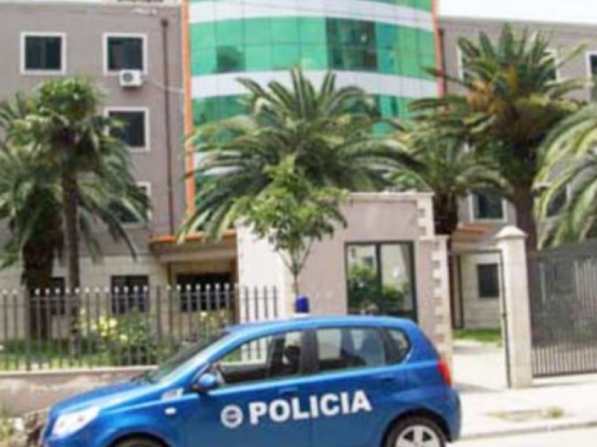 Rrëmbimi i dy vëllezërve në Durrës, policia shpall në kërkim mikun e Rrumit