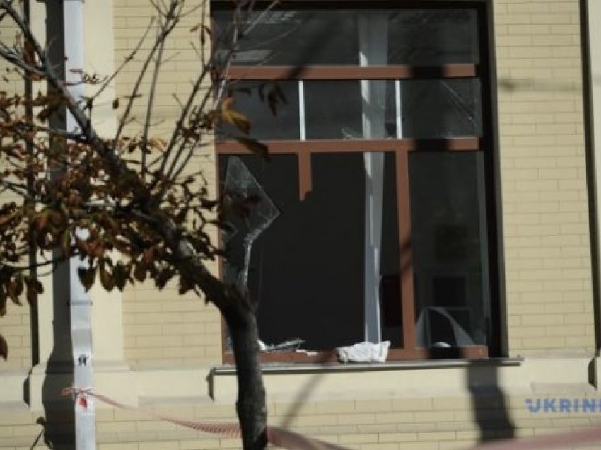 45 ndërtesa banimi të dëmtuara nga sulmet me raketa të Rusisë në Kiev