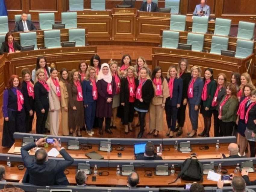 Deputetet pjesë e fushatës ndërgjegjësuese për kancerin e gjirit