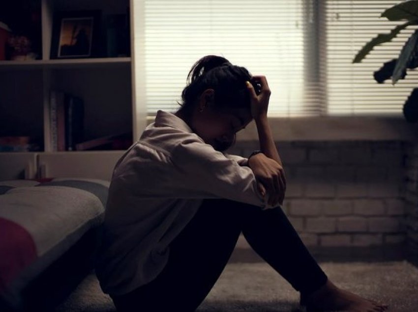 Shenjat që tregojnë se vuani nga depresioni, por nuk e keni kuptuar ende