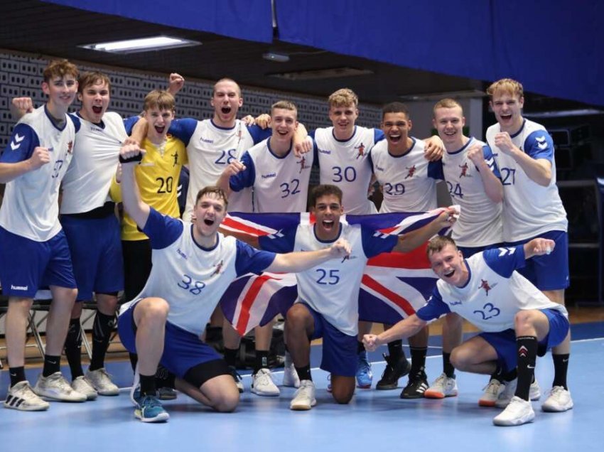 Britania e Madhe fiton titullin e kampionit në grupmoshën U20