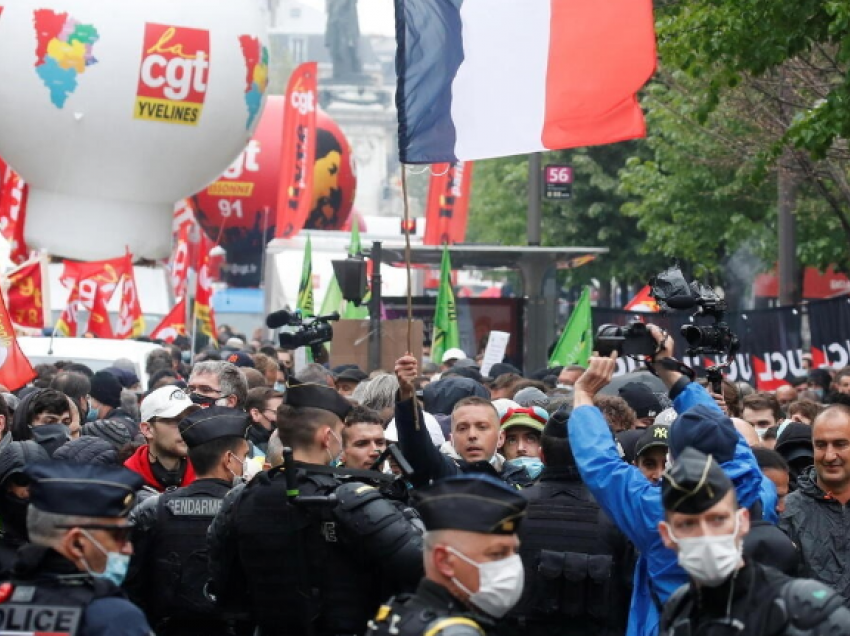 Franca sërish në grevë, tjetër sfidë për Macron në mandatin e dytë