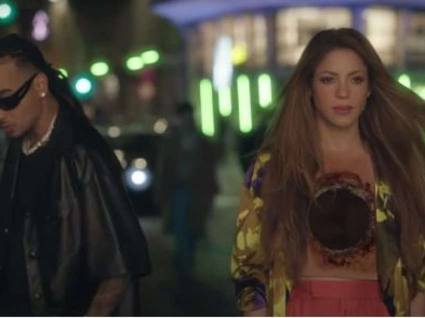 Me lot në sy, Shakira flet për ndarjen nga Pique në këngën e fundit