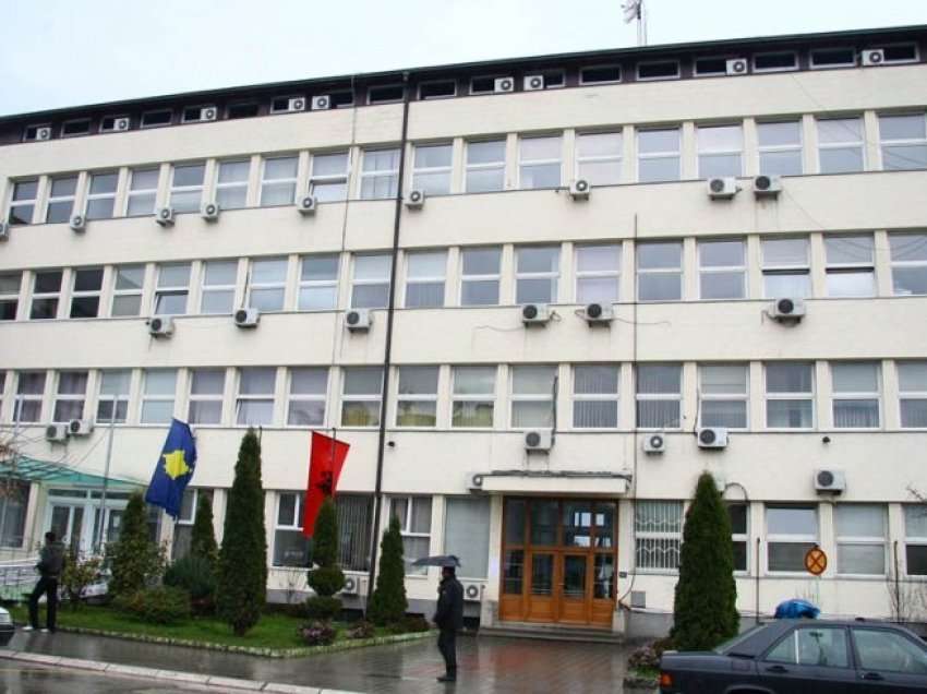 Kuvendi i Gjakovës ia dha tokën një biznesmeni të ndërtojë hotel, reagon LVV-ja