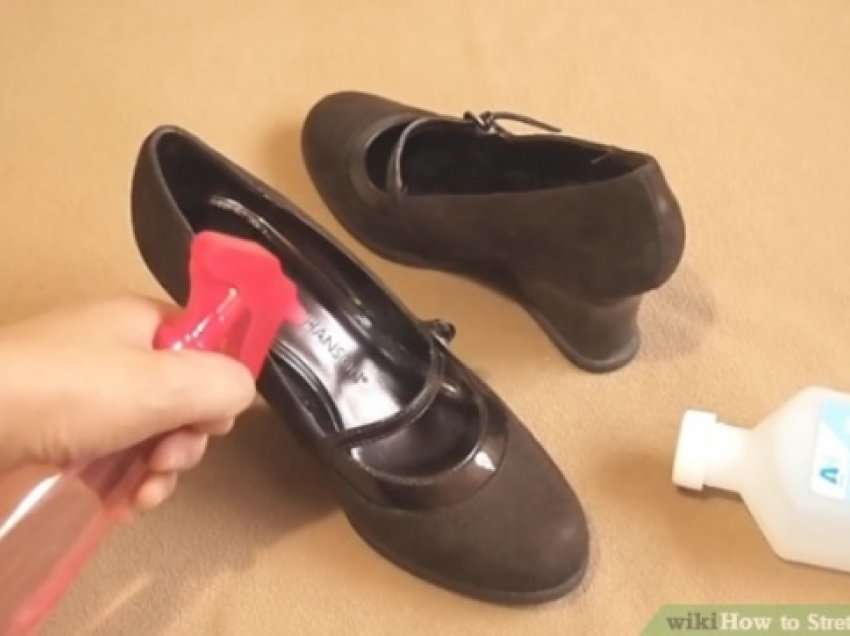Si t’i zgjeroni këpucët e ngushta dhe t’i bëni ato më komode?