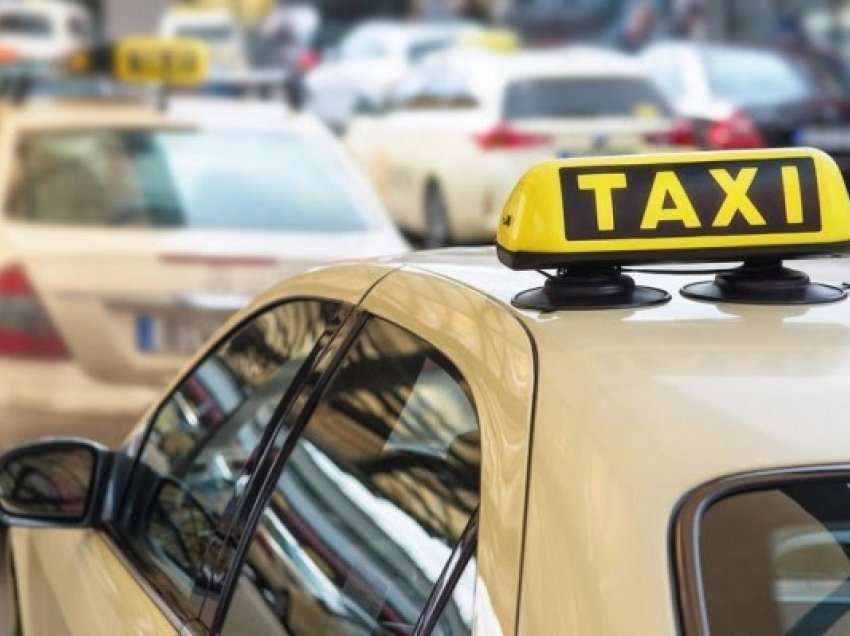 ​Grabitet taksisti nën kërcënimin e thikës