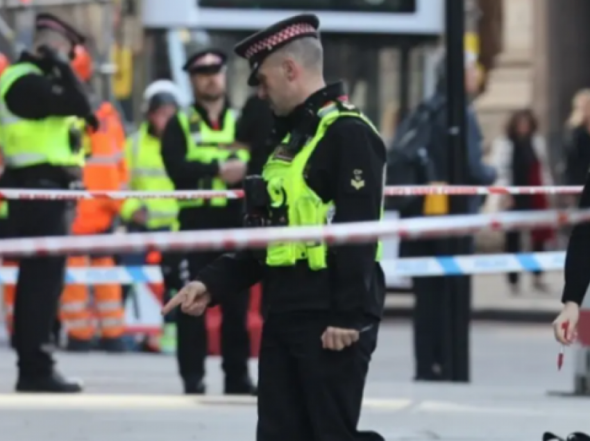 Sulm me thikë në Londër, vritet një 32 vjeçar