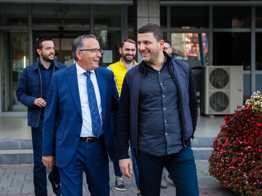 Memli Krasniqi krenar me punën e Bedri Hamzës në Mitrovicë