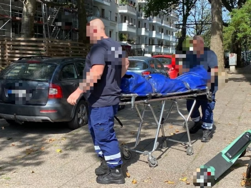Pamje nga vendi i ngjarjes/ Krim makabër në Gjermani, shqiptari e mbytë me sëpatë një 27-vjeçare, Policia e vret shqiptarin