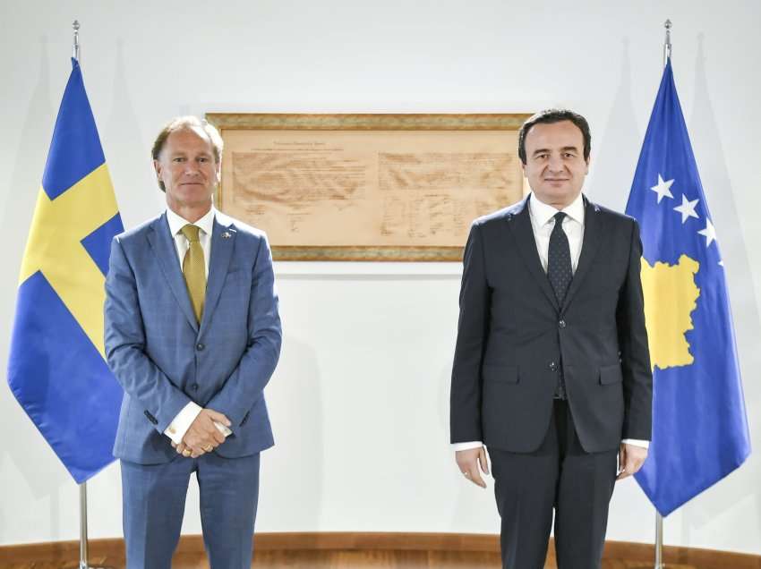 Kryeministri Kurti takohet me Ambasadorin e ri të Suedisë në Kosovë, Jonas Westerlund