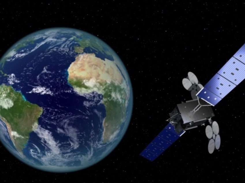 Ukrainasit dhurojnë për të blerë një satelit për ushtrinë