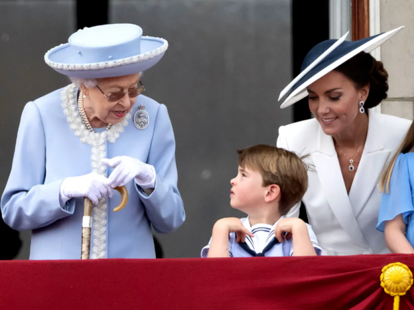 Ky ishte reagimi i ëmbël i Princit Louis kur Kate i tha se Mbretëresha kishte ndërruar jetë